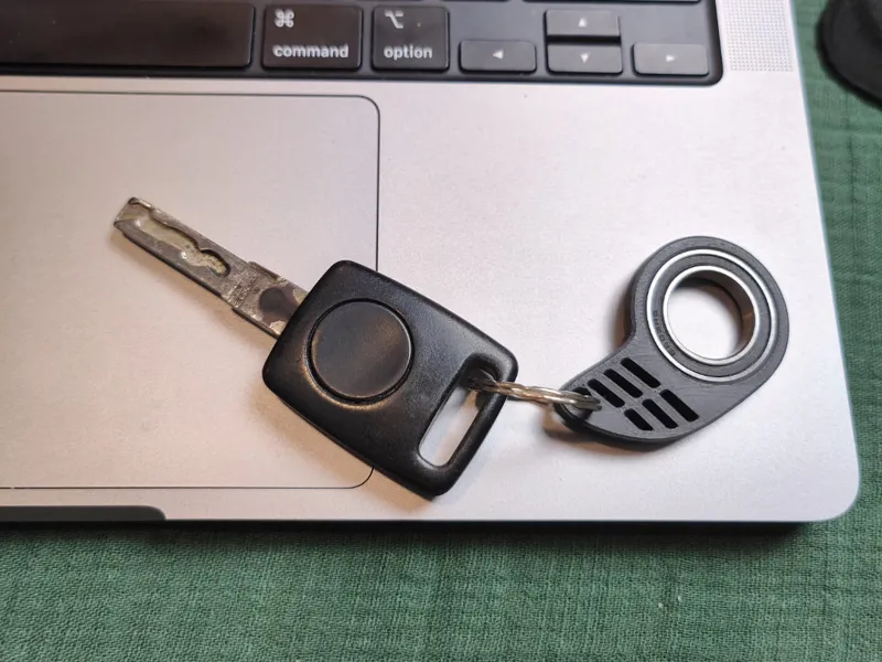 Keychain fidget karambit - Keydget Spinner