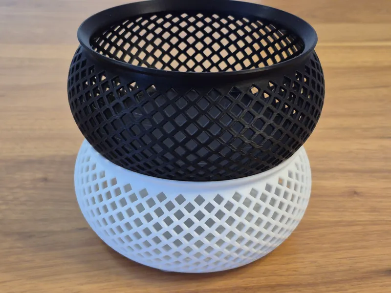 Small round storage bin