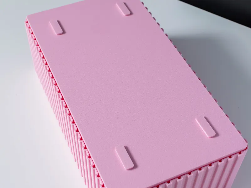 Decorative tissue box - legs