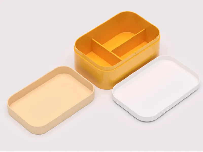 Bento Box / Lunch Box with snapping Lid