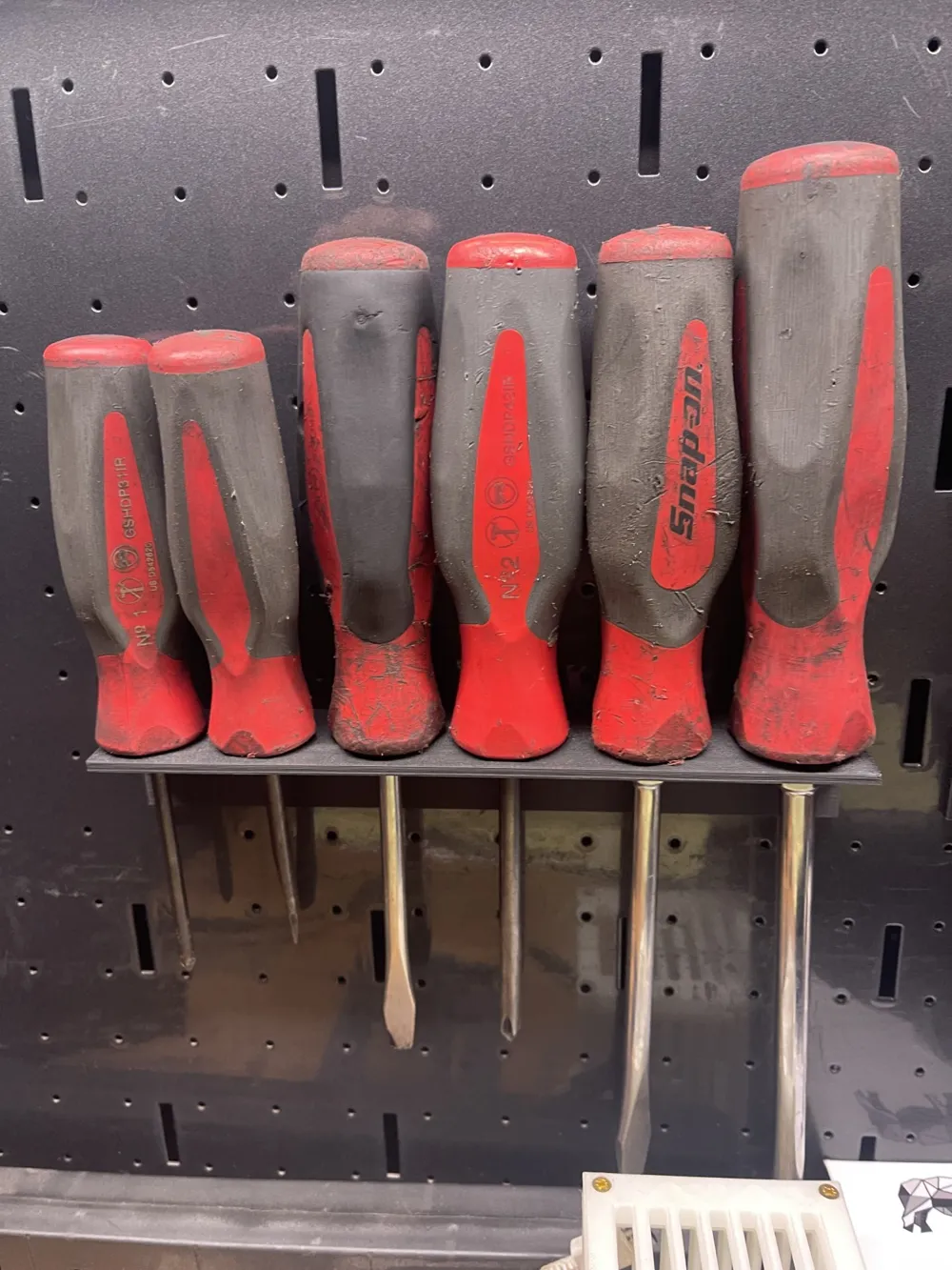 Snap On Riser/Hutch Screwdriver Rack by Smithy MakerWorld: Download ...