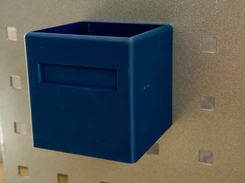 Bin comp. with Skadis or Garant Pegboard 54mm