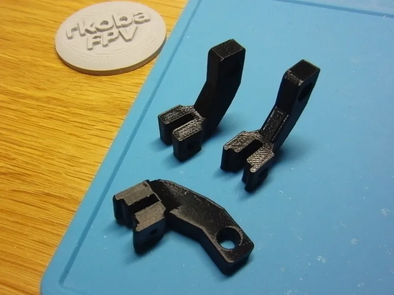 Neck‑strap balancer for RC transmitters (for 3 mm)