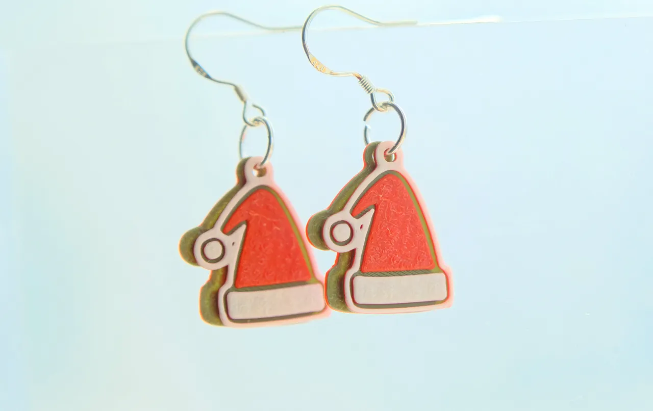 Adorable 2D Santa Hat Earrings.3mf view 4