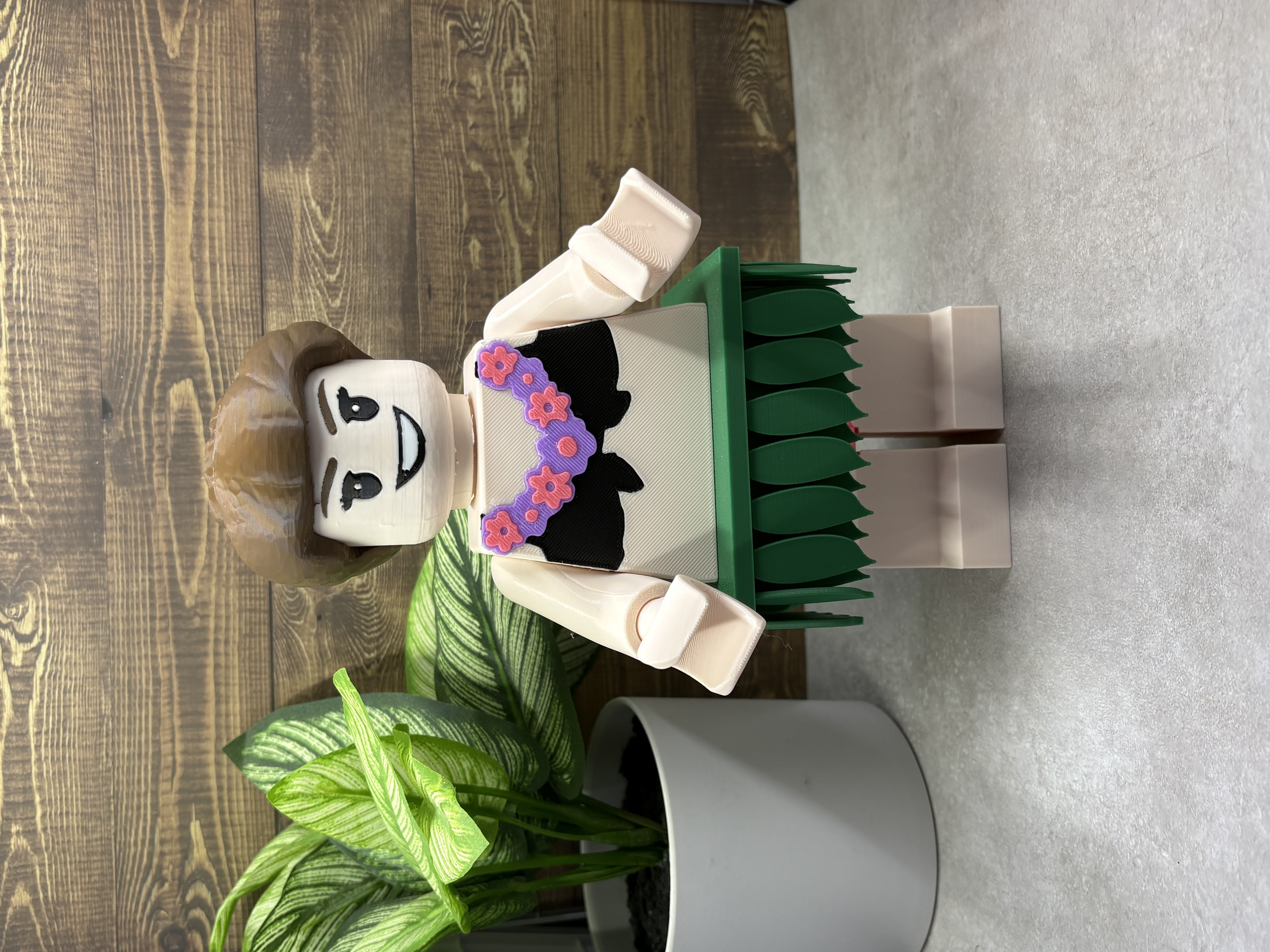 Hula girl - 3D Print Files Free Download - MakerWorld