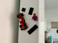 With pause to insert magnet