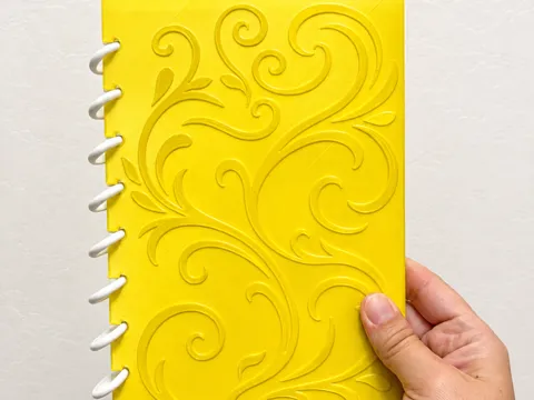 Letrero o emblema decorativo: Swirl Textured Notebook | A5 Disc Bound Journal — referencia de MakerWorld