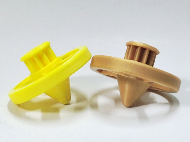 Miniatura 1 do modelo 3D 旋风战斗陀螺-可吹气二次加速！