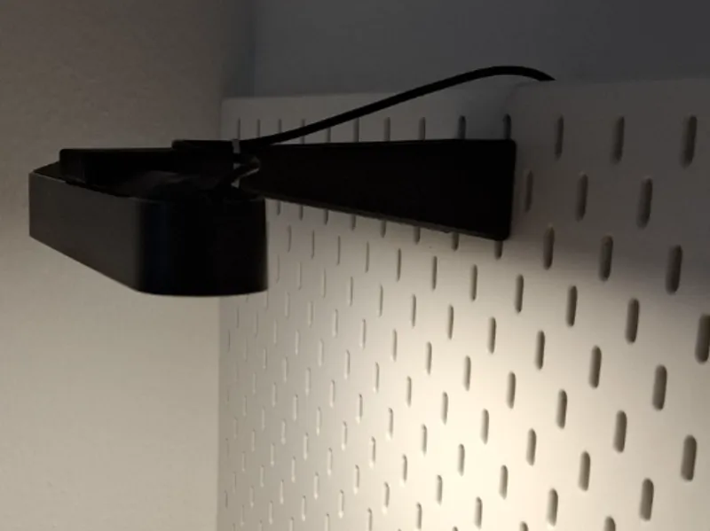 Skadis Mount: Philips Hue Play Ambience Lightbar