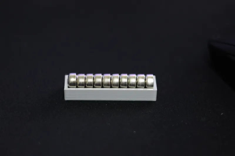 LR44 Battery Tray