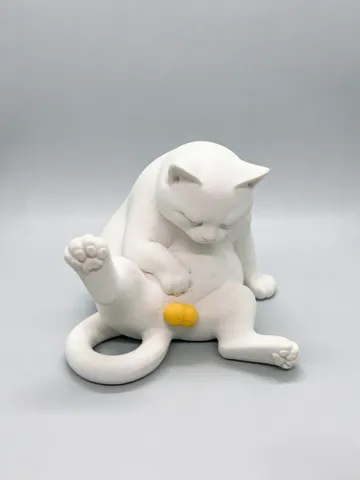 Figura decorativa: Cat Playing with Balls — vista de referencia 2