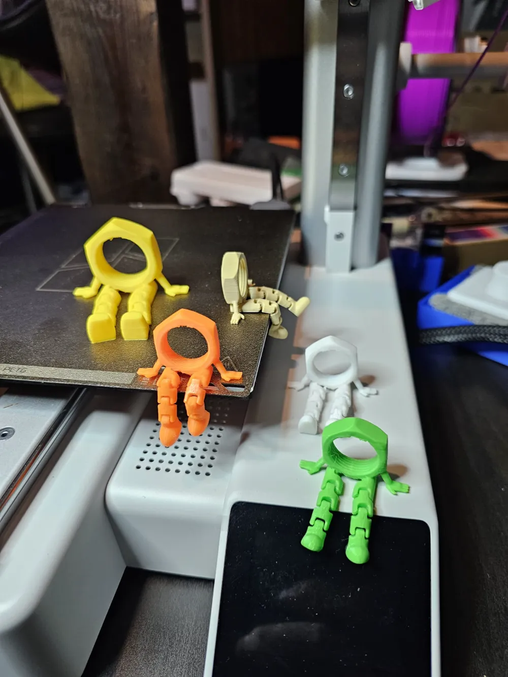 Hexagon Nut Guy - Desk Buddy - Free 3D Print Model - MakerWorld