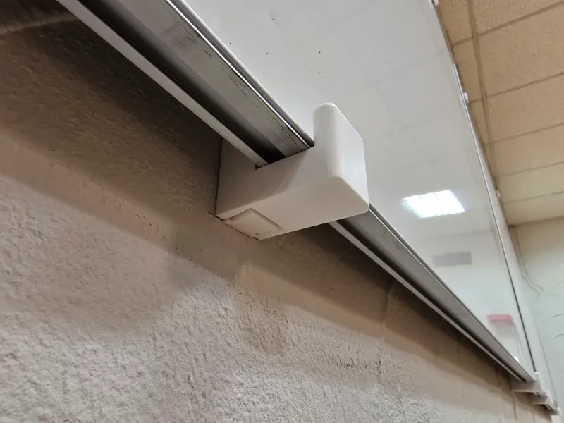 Whiteboard Halterung + Wand Aufbewahrung