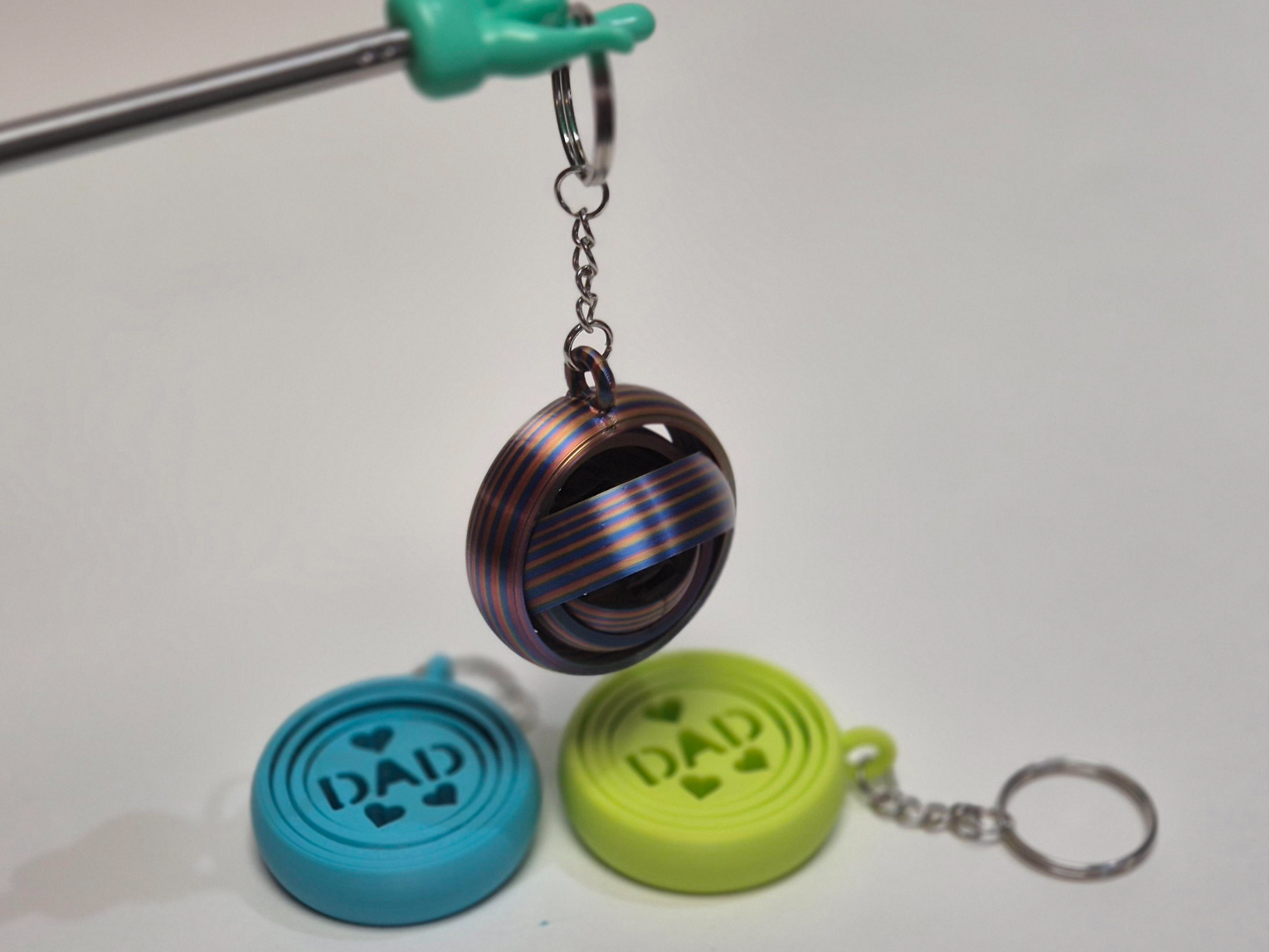 DAD Heart Gyro Fidget Keychain Free to sell