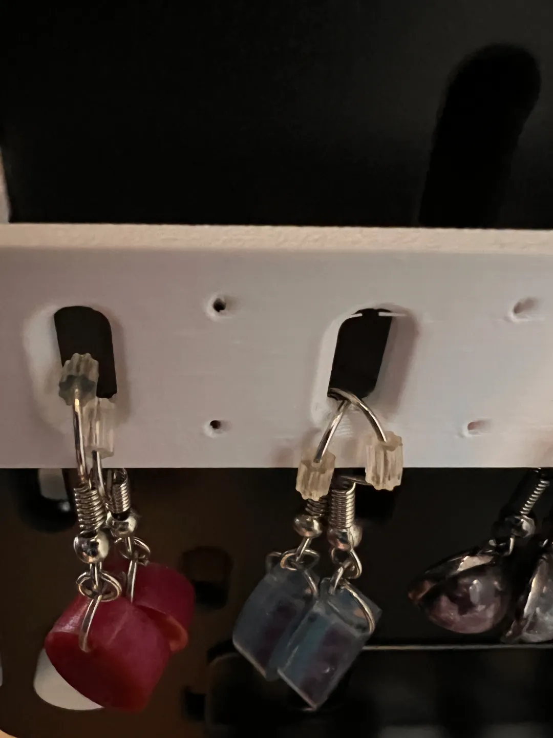 Skadis Mounted Earring Hanger view 2
