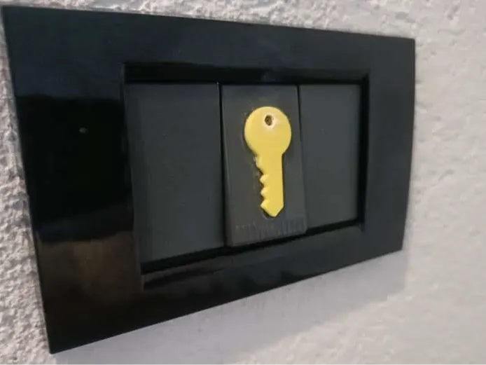 Key symbol for the door opening button 2 thickness