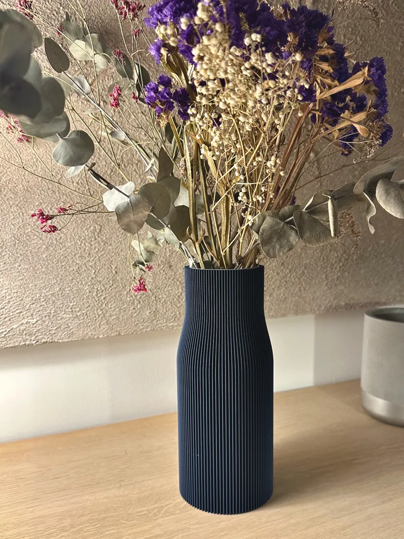 Modern Vase Variant 2 (water tight)