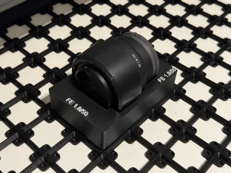 Gridfinity Box for Sony FE 50/F1.8 Lens