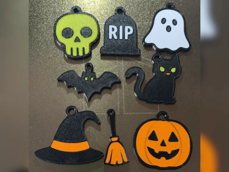 Halloween Themed Minimalist Keychain Set