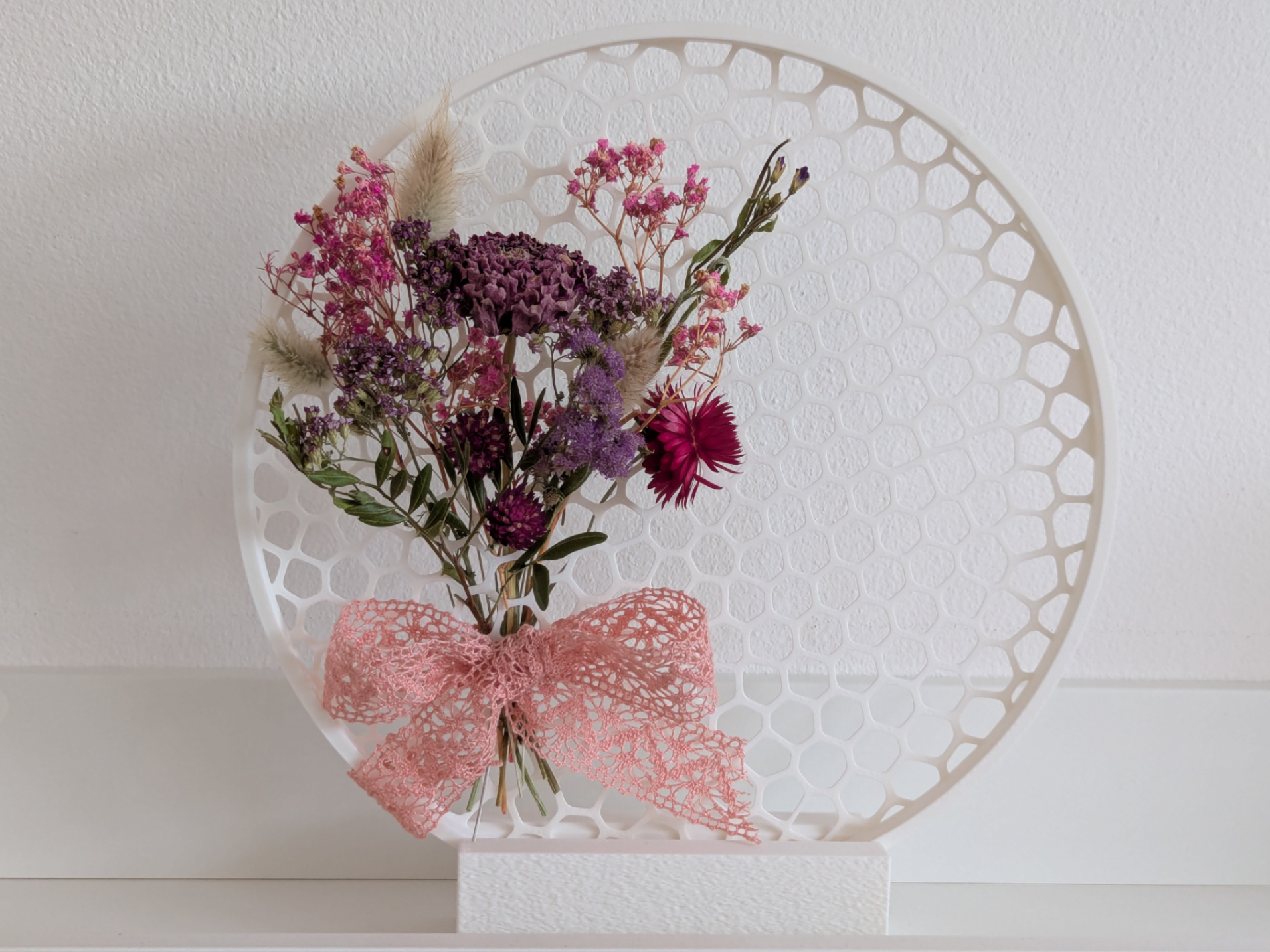 Voronoi Decor Ring for Dried Flowers 