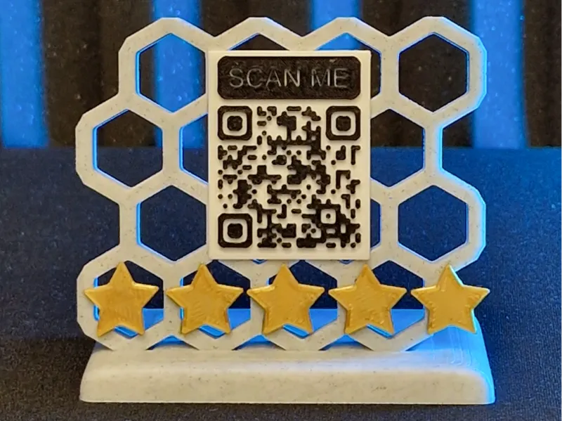QR Code Stand with Stars: Scan and Rate