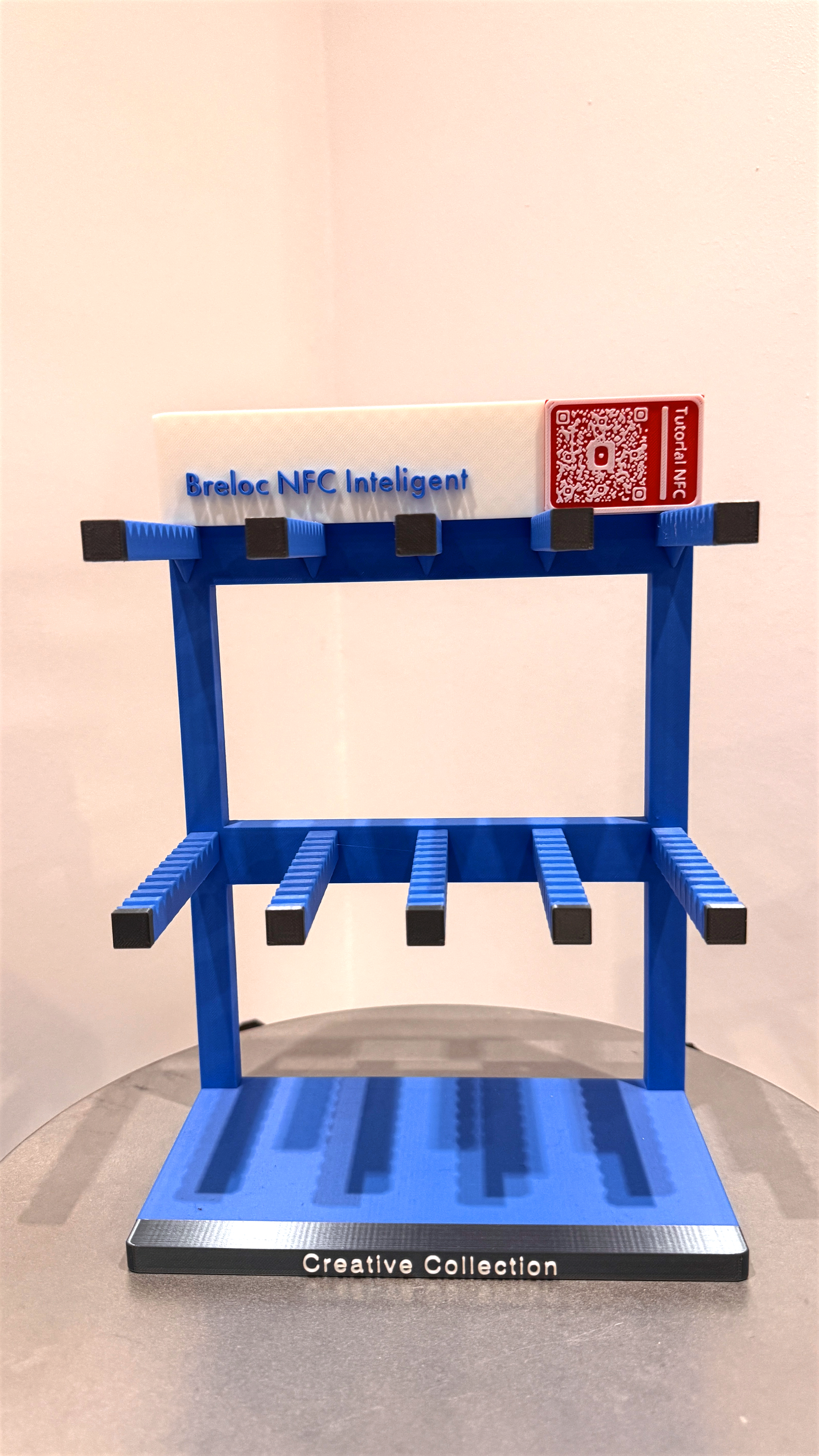 Smart Commercial Keychain Display Stand