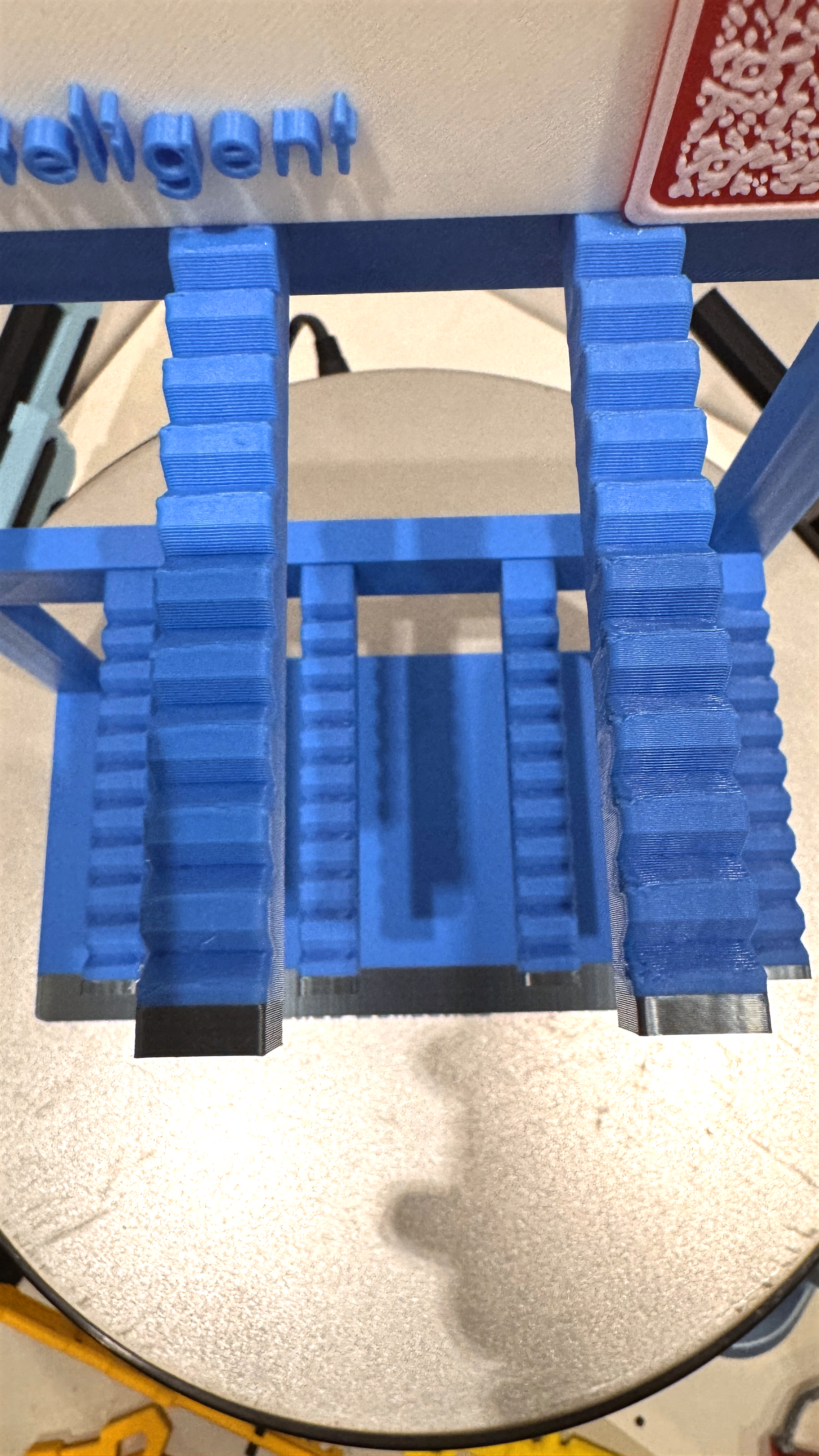 Smart Commercial Keychain Display Stand