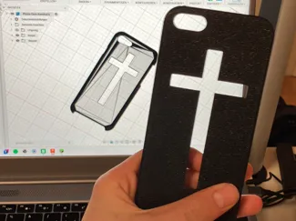 IPhoneSeCasewithCross 
