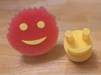 Scrub Daddy With Suction Cup