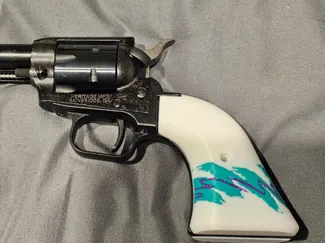 heritage rough rider 22 grips with 90's logo