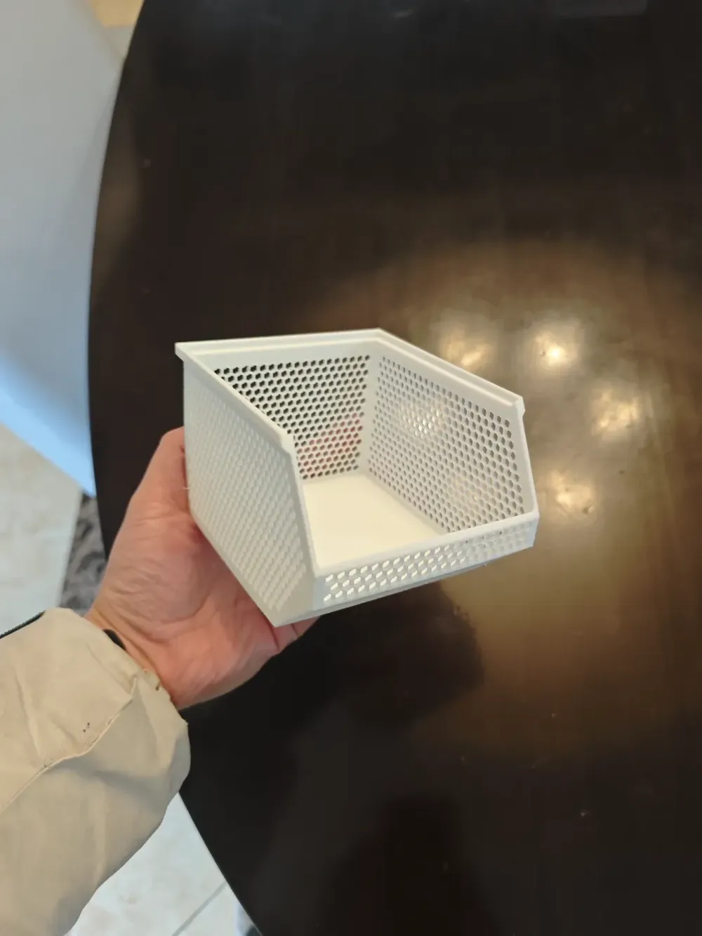 Scrowable Box Small Perforated Space-Saving Stackable Storage Box 64*76*49 Scalable ...