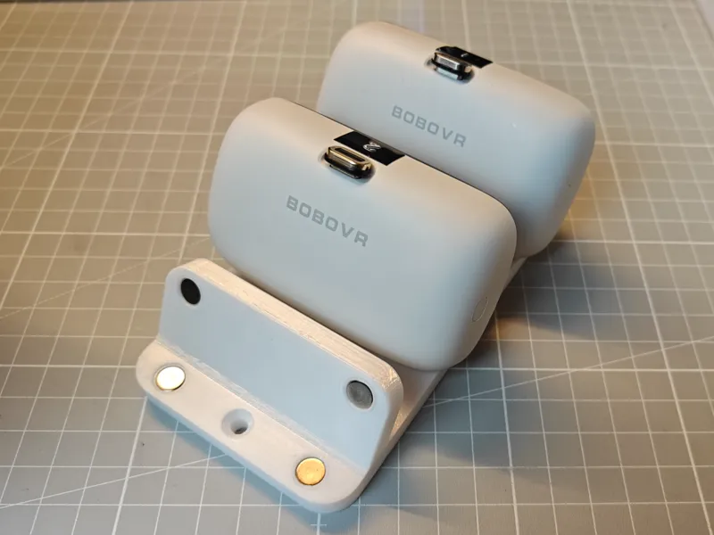 Magnetic BOBOVR B100 Battery Wall Mount Port Up