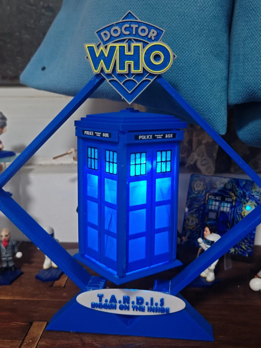 Tardis a levitazione magnetica--Suono fluttuante - Modello di stampa 3D  gratuito - MakerWorld, image size:1000x1333