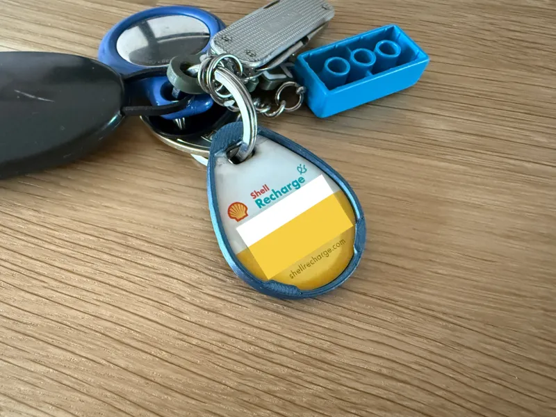 RFID key or tag holder keychain | Shell Recharge