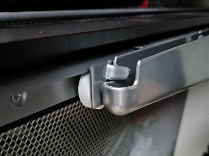 Elfa drawer roller wheel stub