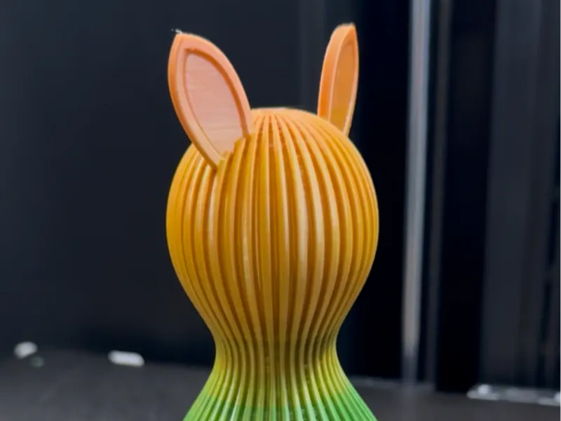 Moderner Osterhase