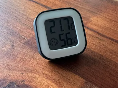 Hygrometer stand 45°