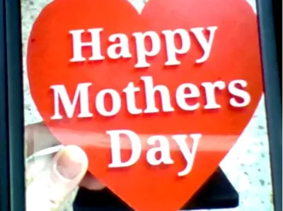 happy mothers day heart