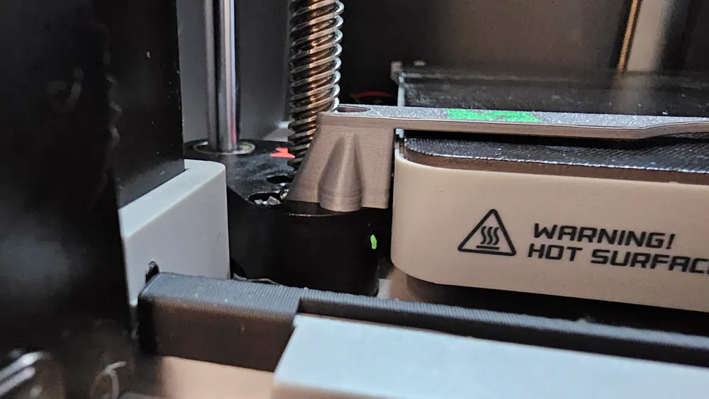 Automatic ZAxis Lube Helper by The Big Greek MakerWorld