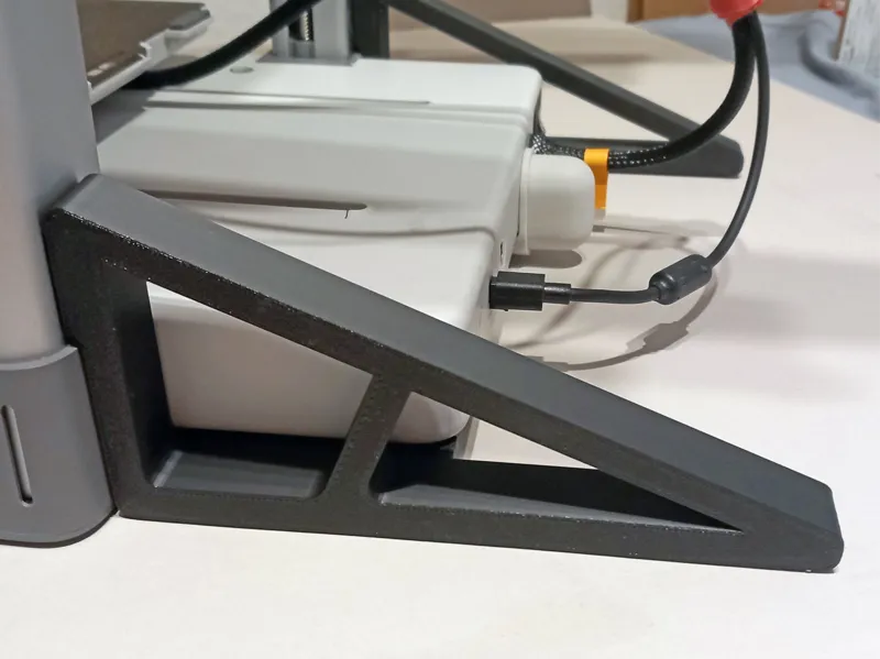 A1 Tipping-Over Protection Supports