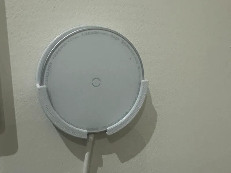 Baseus 15W Magnetic Wireless Chargers wall holder