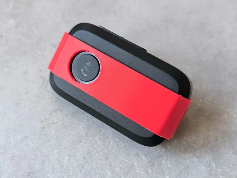 Ugreen BT509 Bluetooth receiver - t-shirt clip