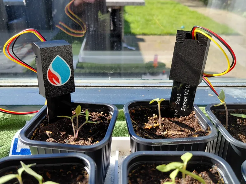 Moisture Sensor Case (mostly rainproof)