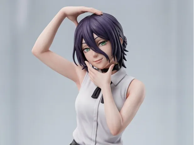A figure of Reze dancing from Chainsaw Man.