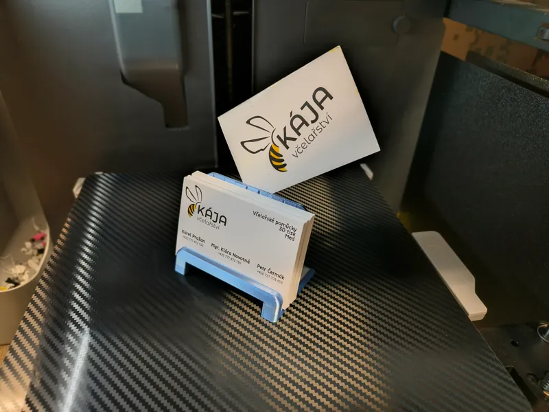 Stojánek na vizitky s držákem / Bussines card stand with holder