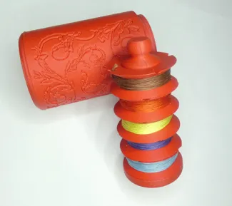 Pocket Sewing Kit v2.1 (reworked yarn holder hole)