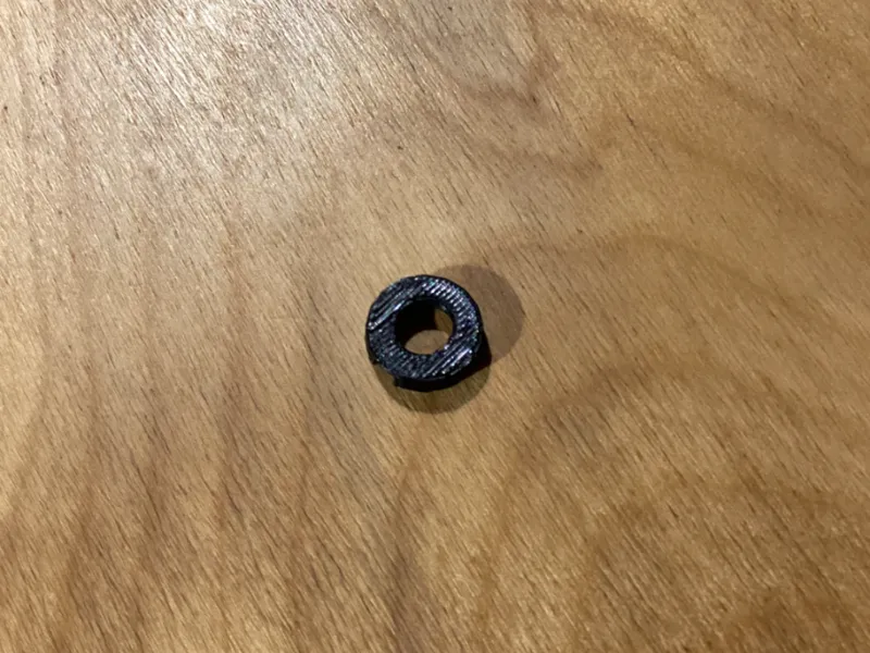 Legoo round 2x2 plate with large hole-smooth top