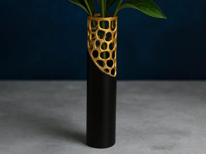 vase a rose 