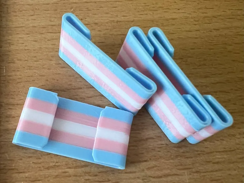 Pride belt clip for handbags