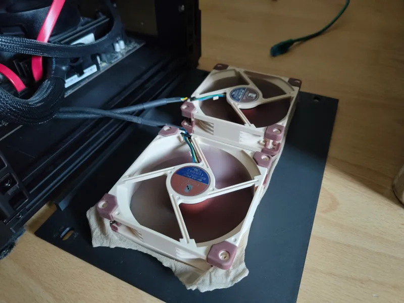 Dual 92mm Fan 10 inch rack mount 4U